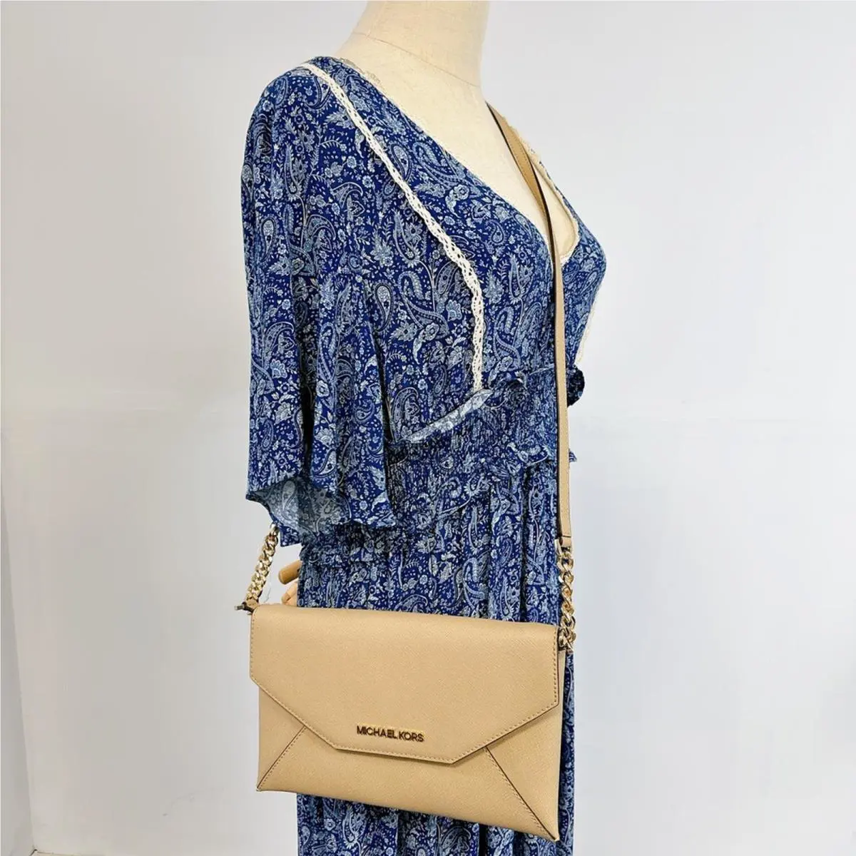 Michael Kors 35F9GTTC6L Jet Set Item Medium Envelope Clutch IN Bisque