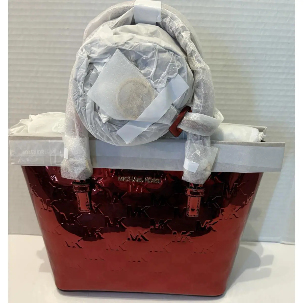Michael Kors Cherry Jet Set Travel X-small Tote-nwt