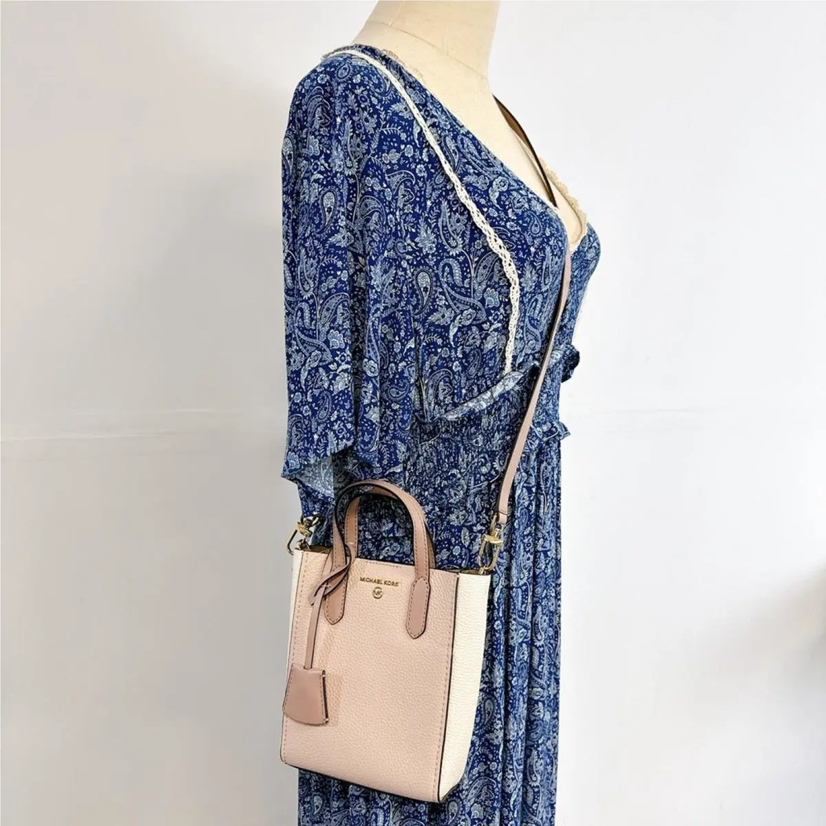 Michael Kors 32T1G5SC0T Sinclair Extra-small Pebbled Leather Crossbody Bag In SF