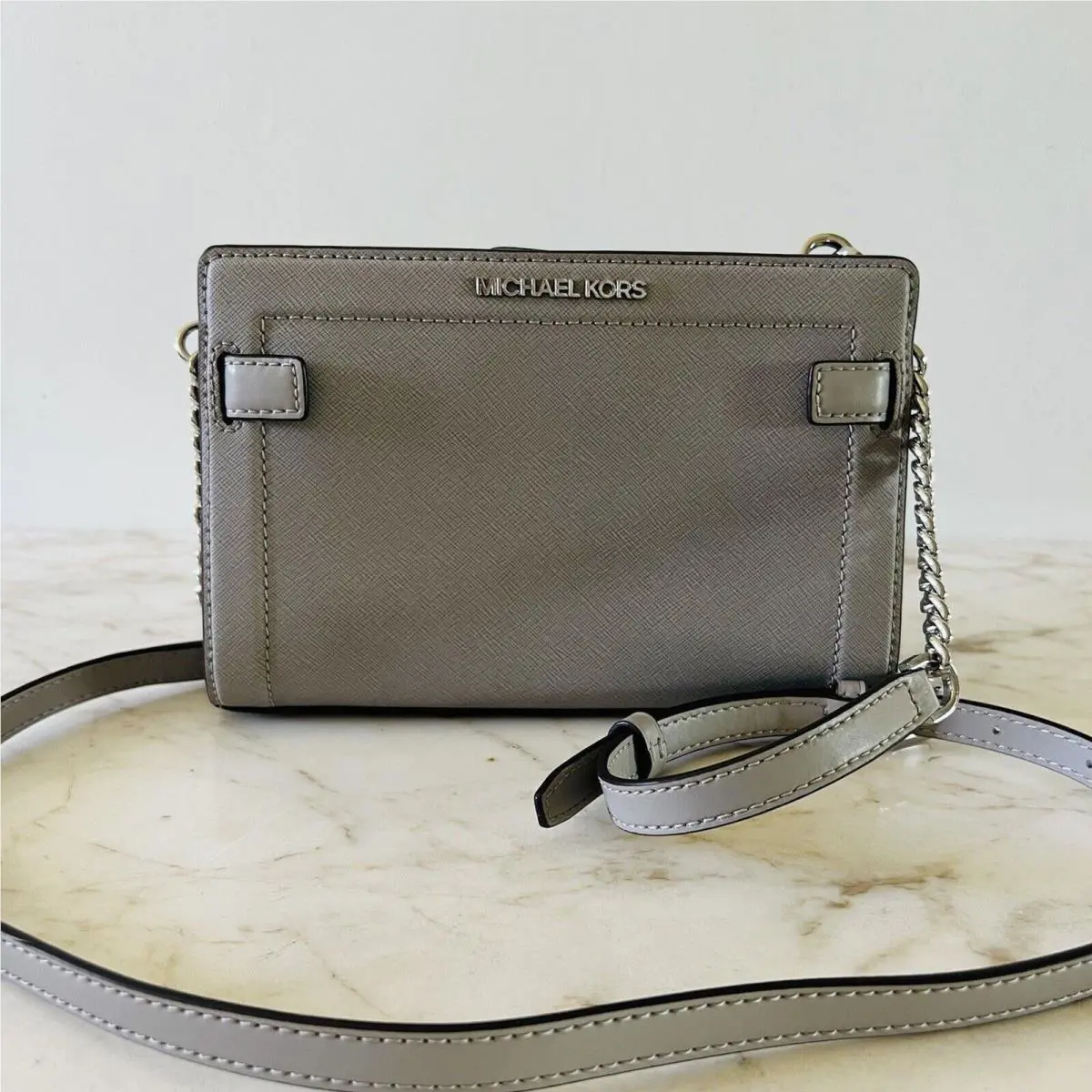 Michael Kors Payne Pearl Grey Leather Small Crossbody Crossbody Bag