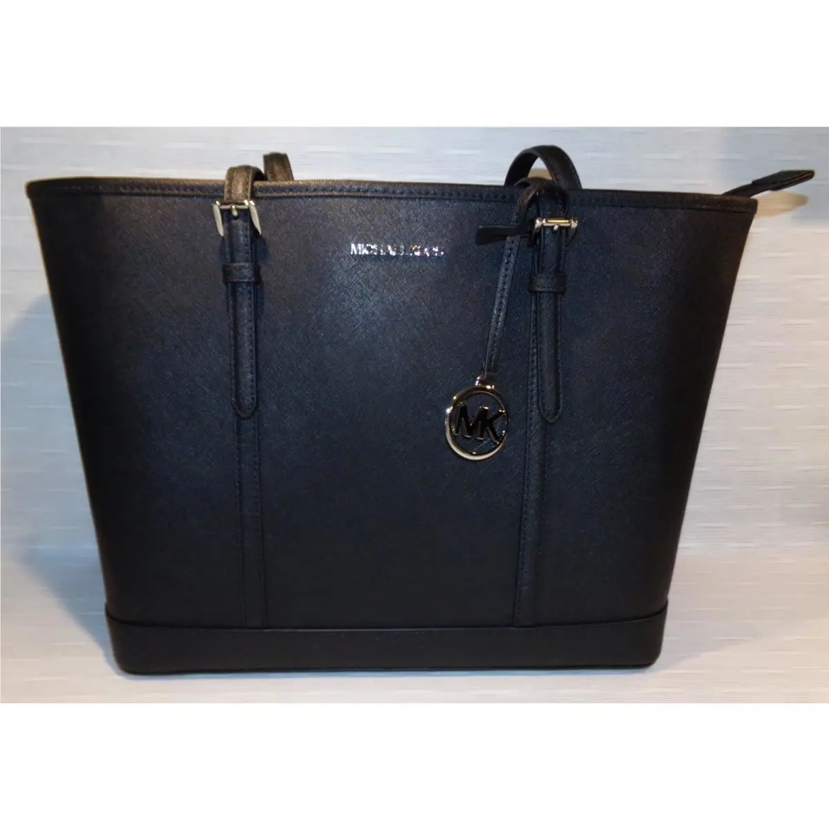 Michael Kors Jet Set Travel Large Black Gold Leather W/ Tags
