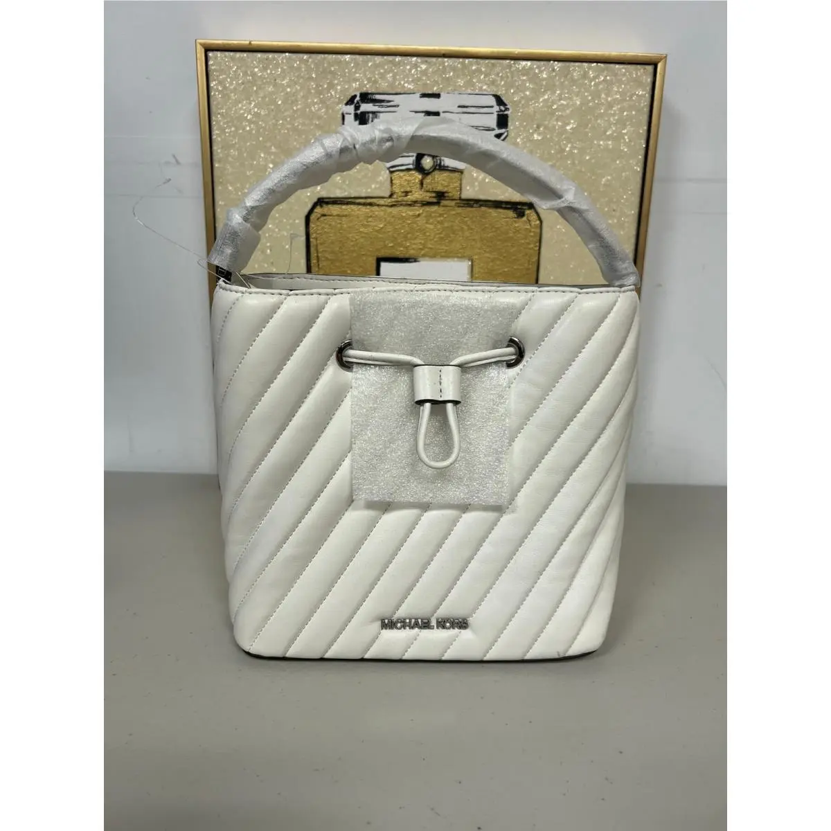 Michael Kors 35FOSU2M8U Suri Medium Bucket Crossbody Quilted Vegan
