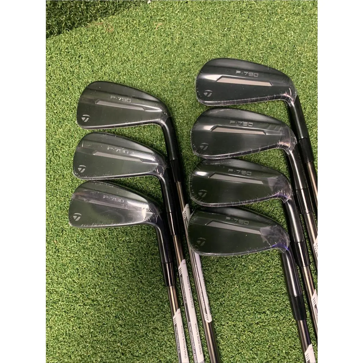 Taylormade P790 Shadowfall Iron Set 4-PW 7 Pc. - Modus3 Tour105 Regular Flex
