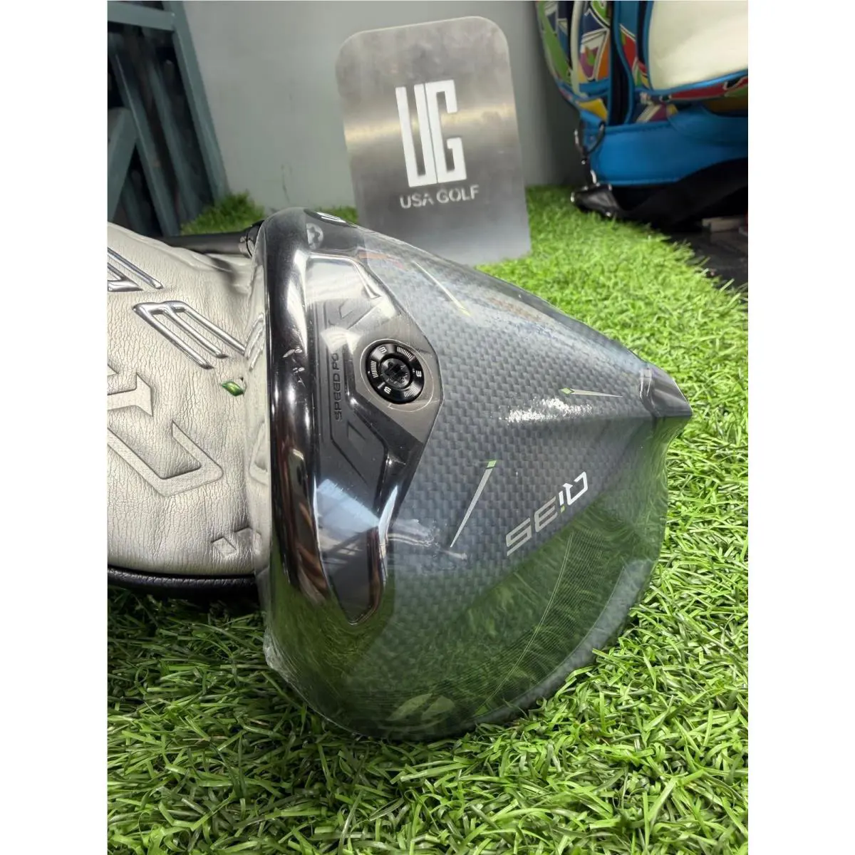 TaylorMade  - TaylorMade Qi35 - Black 1