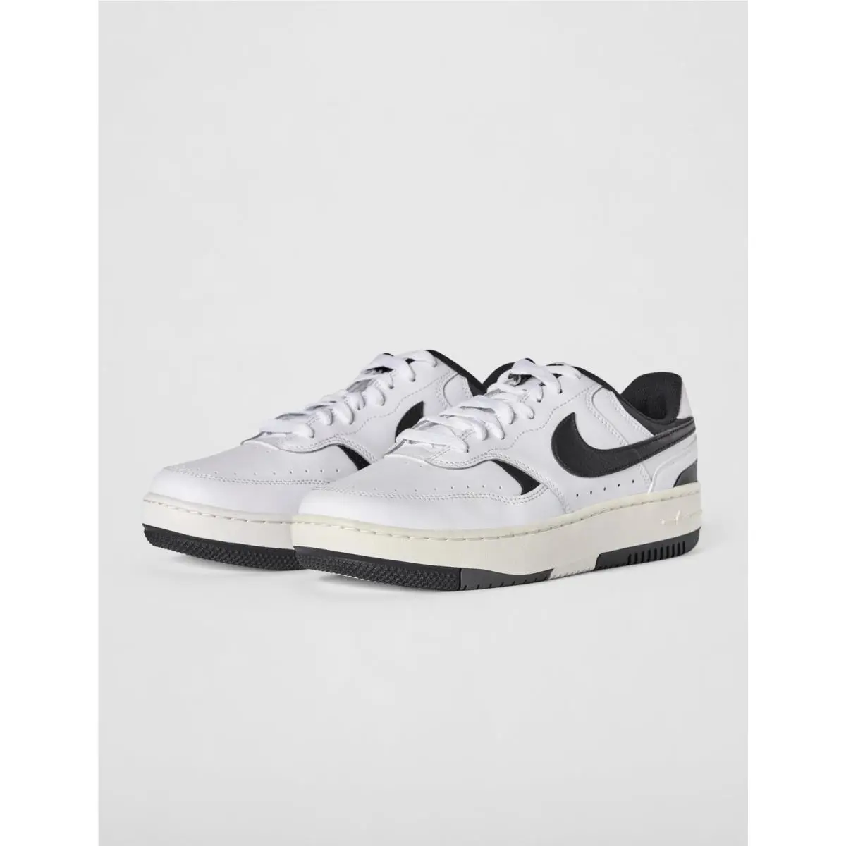 Nike shoes - White/Black/Summit White/Iron Grey (UPC: 196604405041) 4