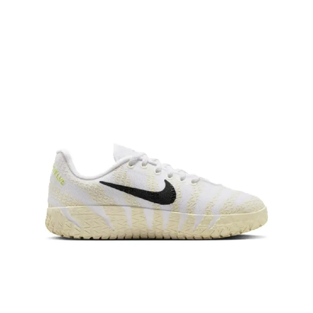 Nike shoes - IB4773 101 - IB4773 101 - White/Black-Coconut Milk 4