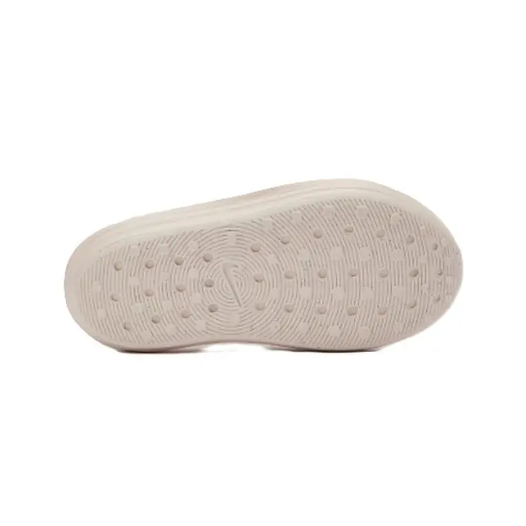 Nike shoes - White 5