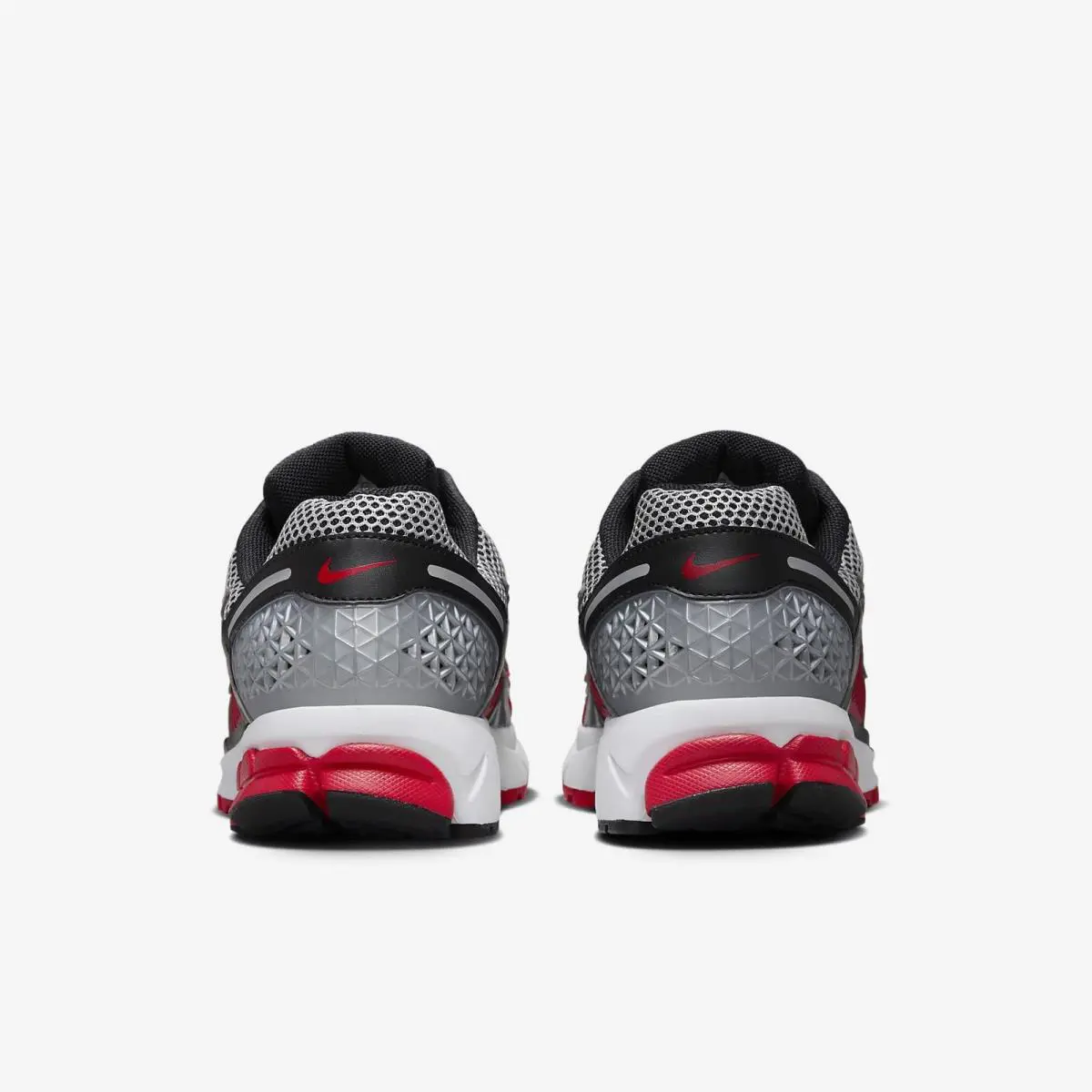 Nike shoes - Metallic Silver/University Red/White/Black (UPC: 197602331868) 4