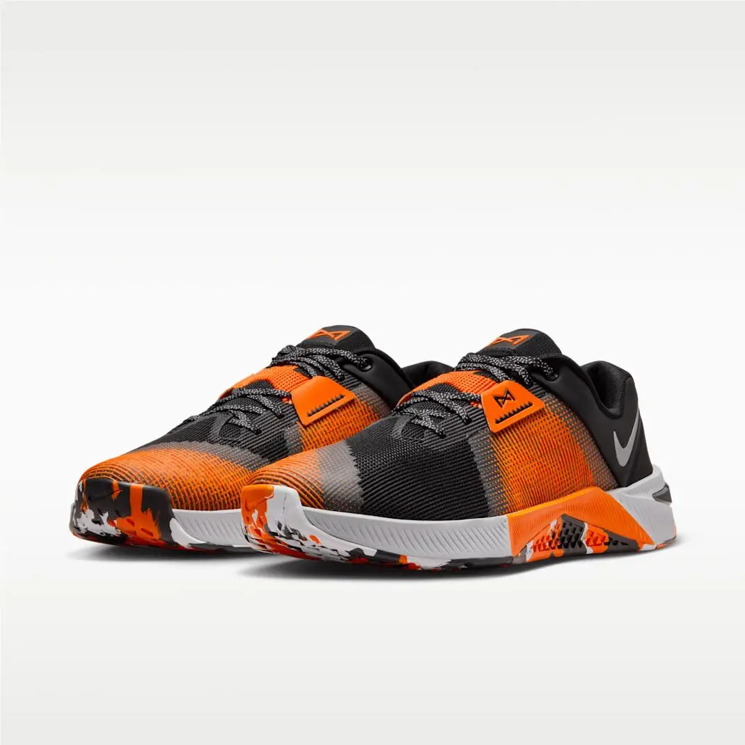 Nike shoes - Black/Safety Orange/Wolf Grey 4