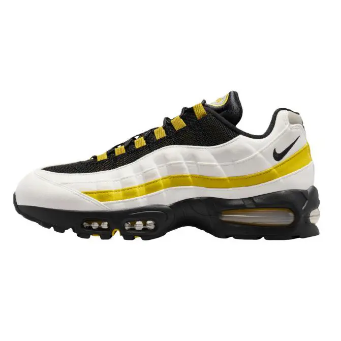 Nike shoes - White/Saffron Quartz/Black 1