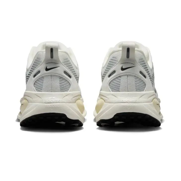Nike shoes - Summit White/Coconut Milk/Black 5