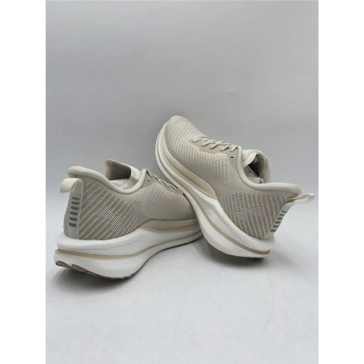 Under Armour shoes - Under Armour Veloce - Veloce - White 16
