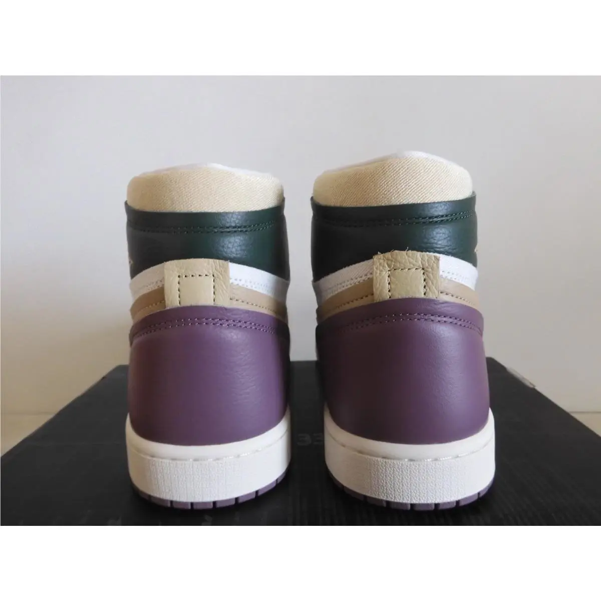 Nike shoes - Air Jordan 1 - Air - FB9891-300 - Green 35
