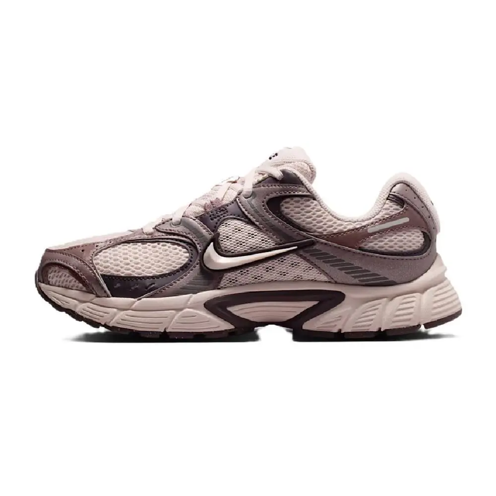Women`s Nike V5 Rnr SE Silt Red/silt Red-tattoo IO0464 600 - Silt Red/Silt Red-Tattoo