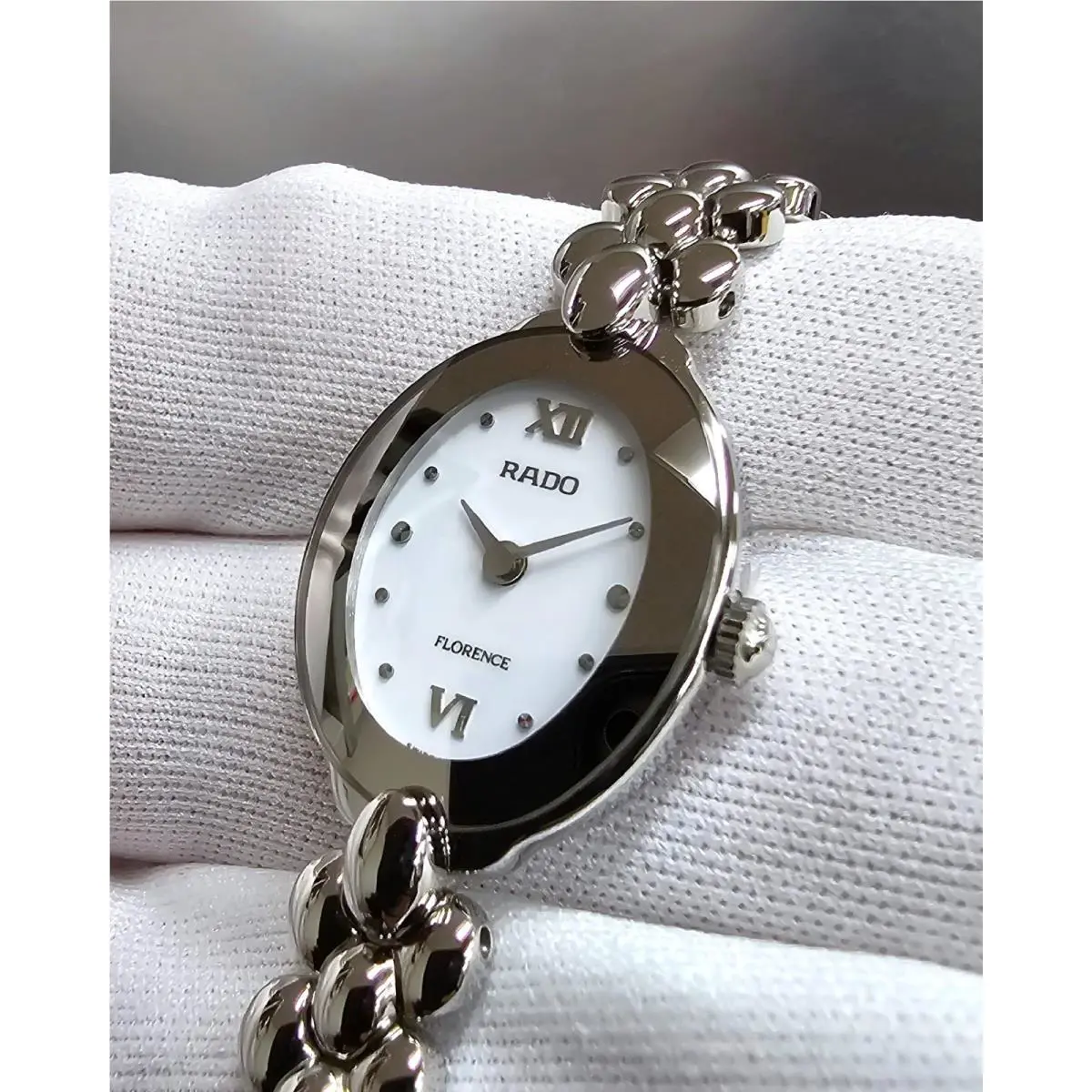Rado Florence Quartz 18mm White Dial SS Women`s Watch R48767013