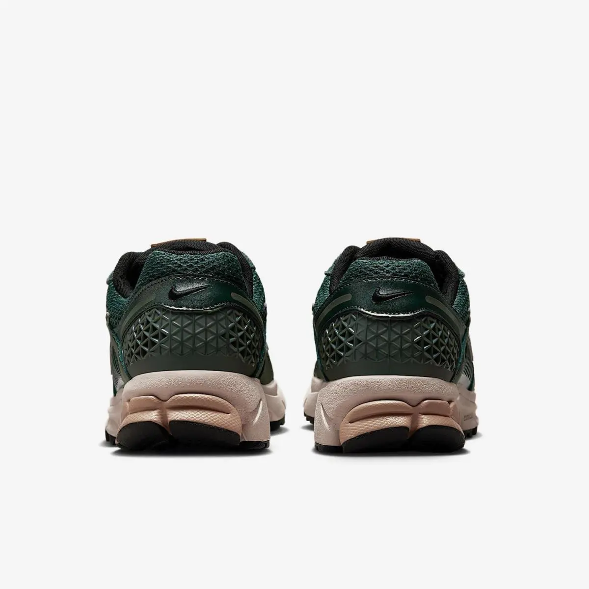 Nike shoes - Vintage Green/Light Orewood Brown (UPC: 197600744615) 4