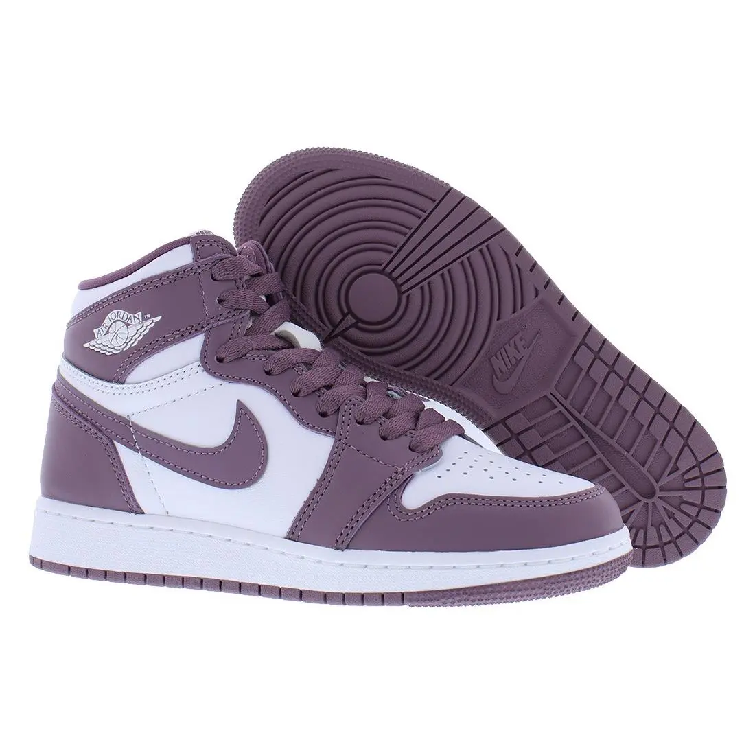 Nike Air Jordan 1 Retro High Leather GS Boys Shoes