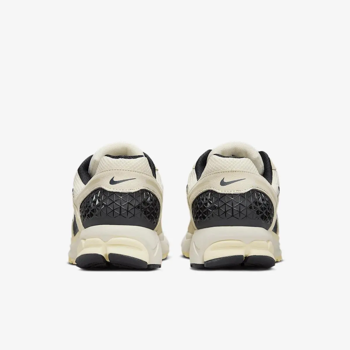 Nike shoes - Alabaster/Pale Ivory/Black/White (UPC: 197863333755) 4