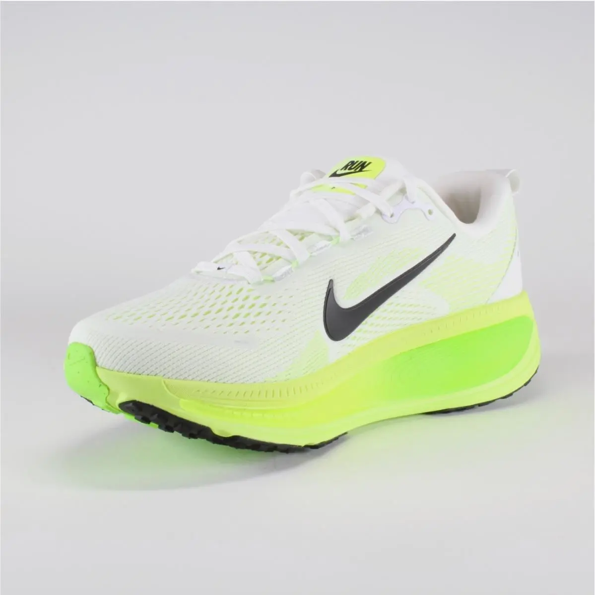 Nike shoes - Nike Vomero 18 - Vomero - White 15