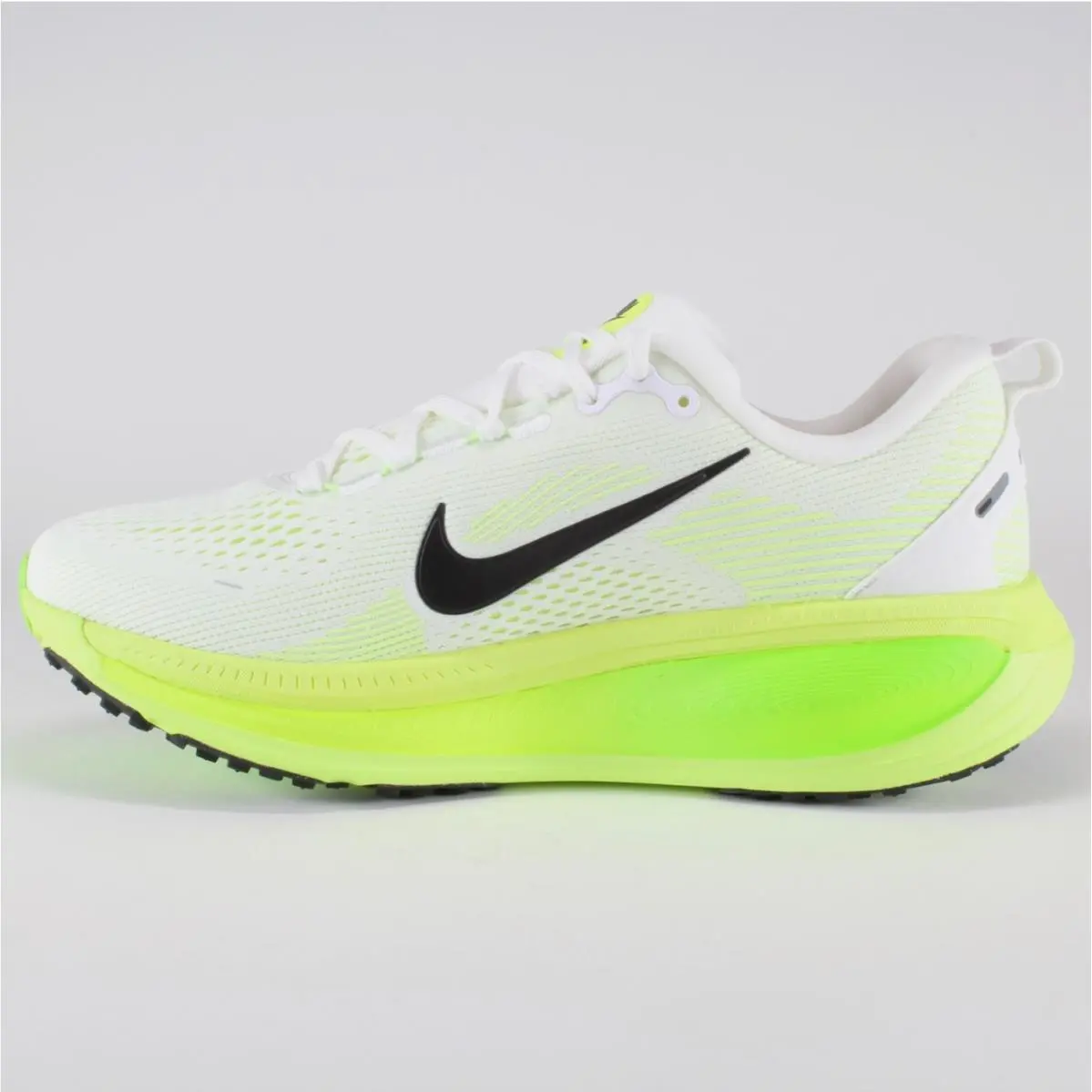 Nike shoes - Nike Vomero 18 - Vomero - White 16