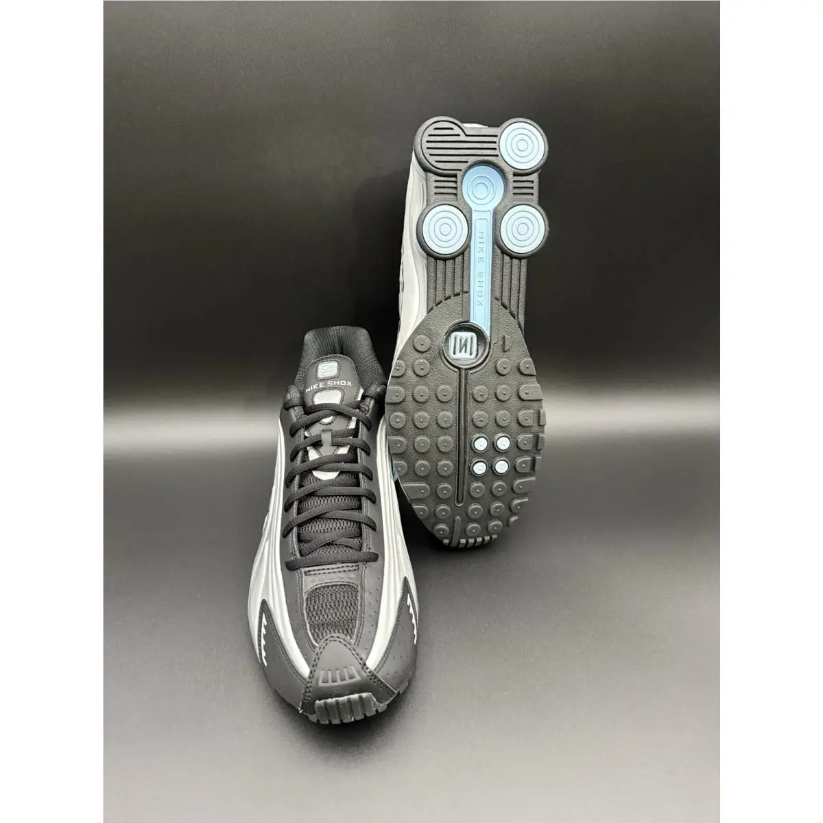 Nike shoes - Nike Shox - Shox - HQ1988-004 - Silver 18