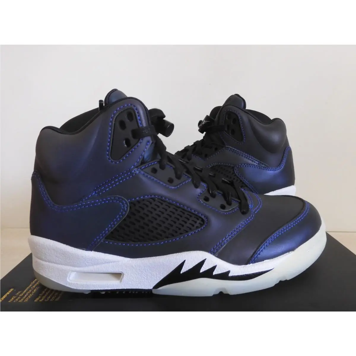 Nike shoes - Air Jordan 5 - Air - CD2722-001 - Black 24