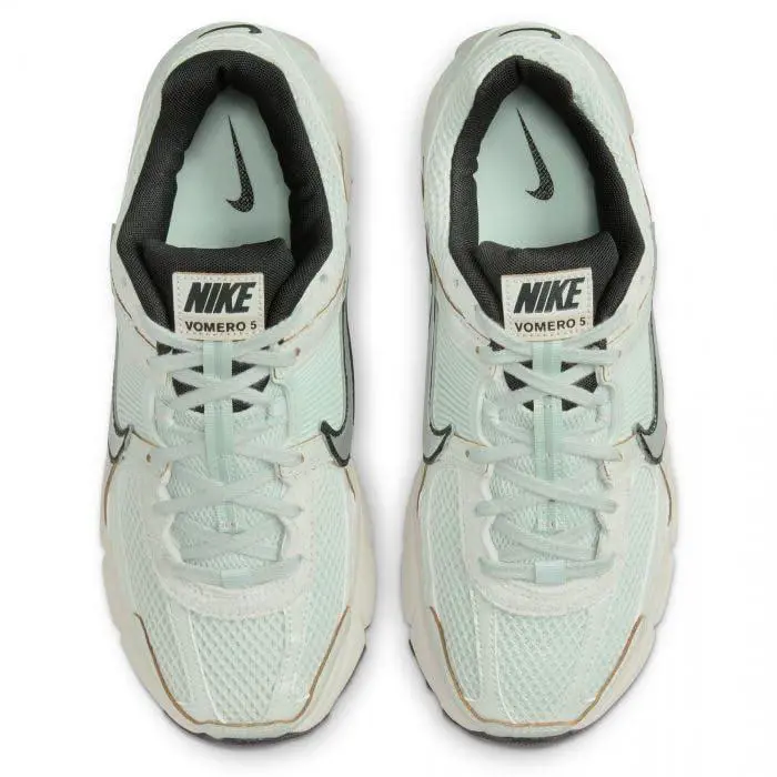 Nike shoes - Light Silver/Chrome/Light Bone (UPC: 197593620293) 2