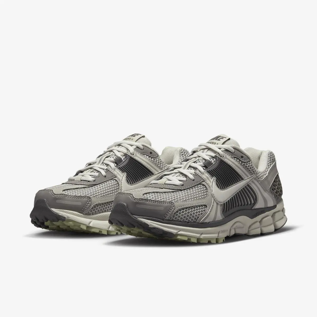 Nike shoes - Cobblestone/Light Bone/Medium Ash/Light Bone (UPC: 196154499583) 4