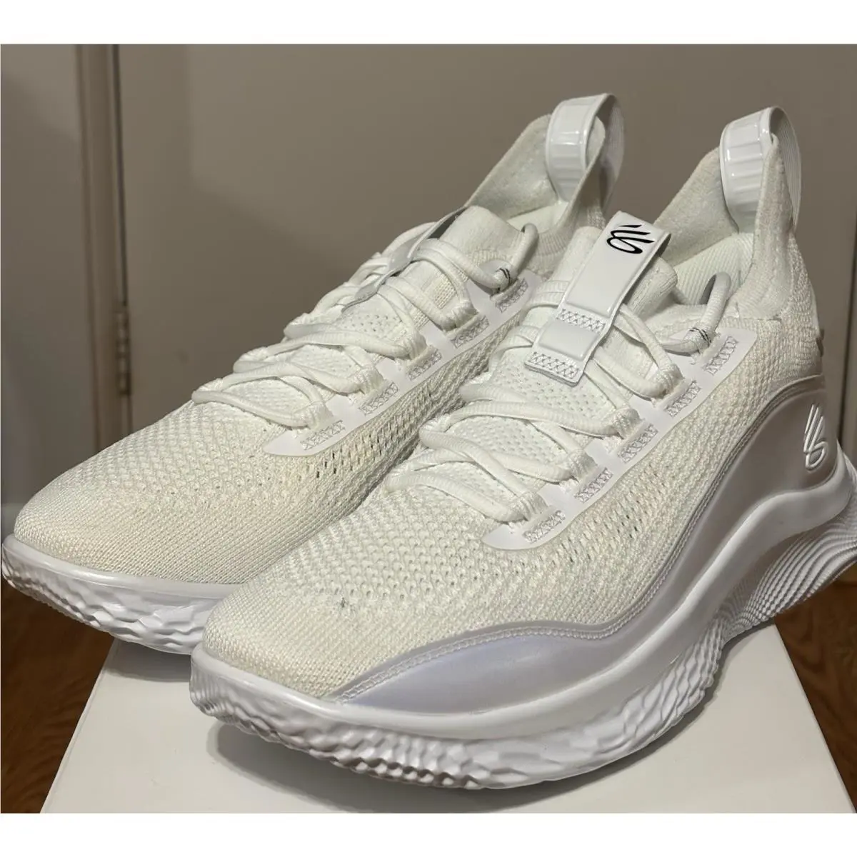 Under Armour shoes - Under Armour Curry Flow 8 - 3024422-104 - White 0