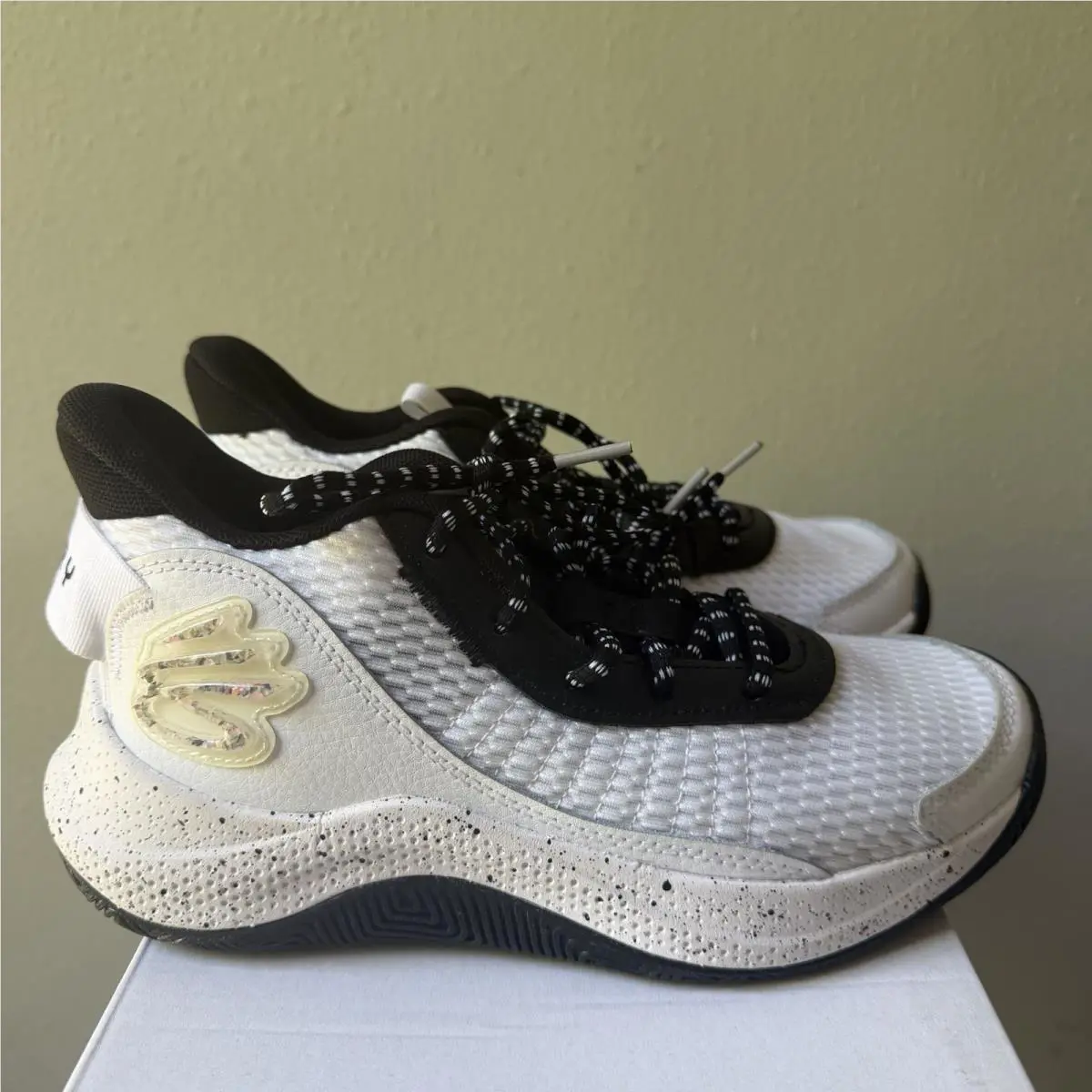 Under Armour shoes - Black 3