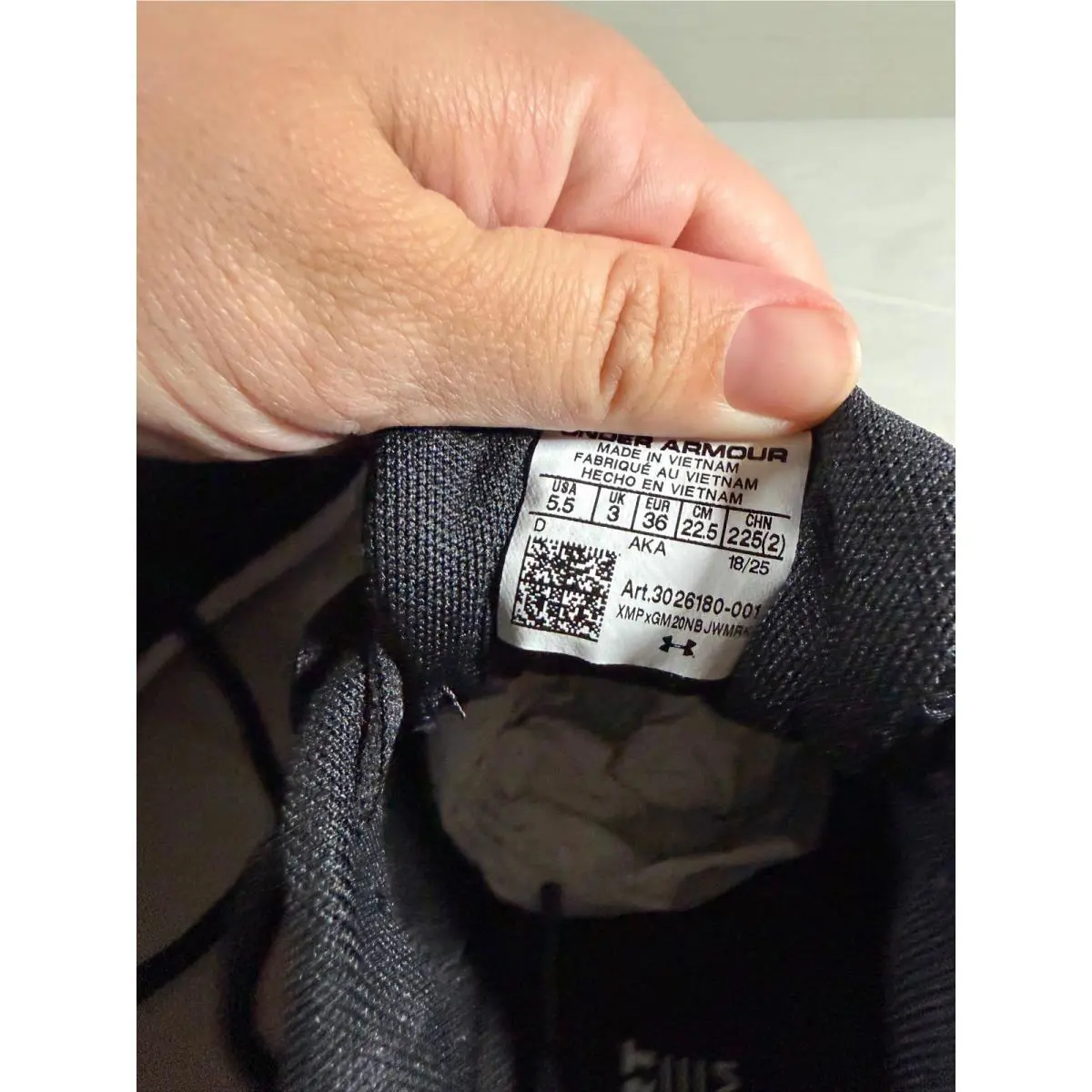 Under Armour shoes - Under Armour Charged Assert 10 - Black 1