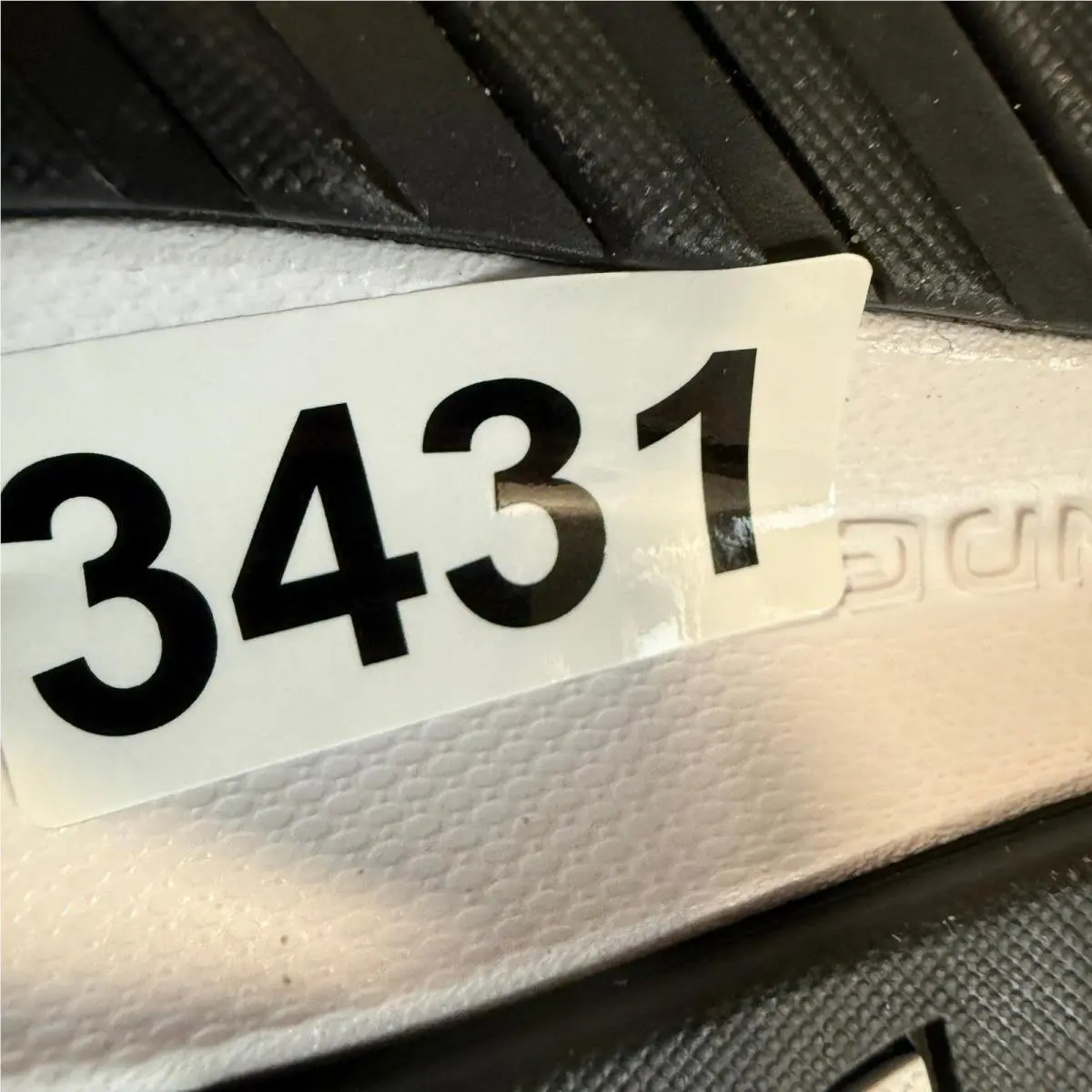 Under Armour shoes - UA Charged Pursuit 4 - Charged Pursuit - White 6