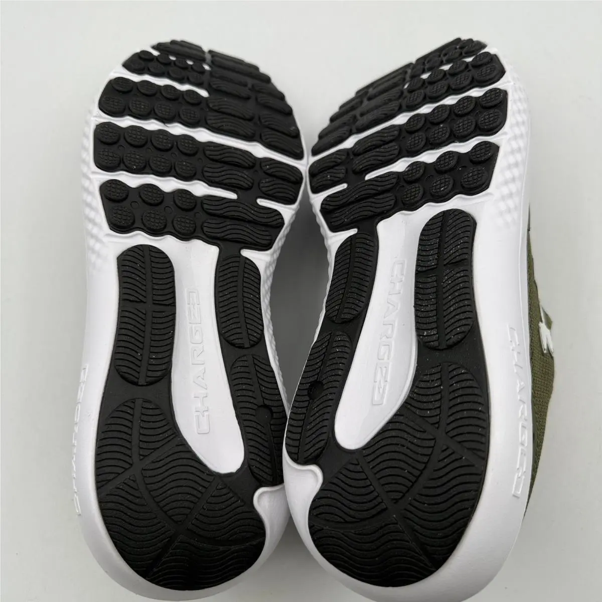 Under Armour shoes - Under Armour Charged Surge 4 - Green 4
