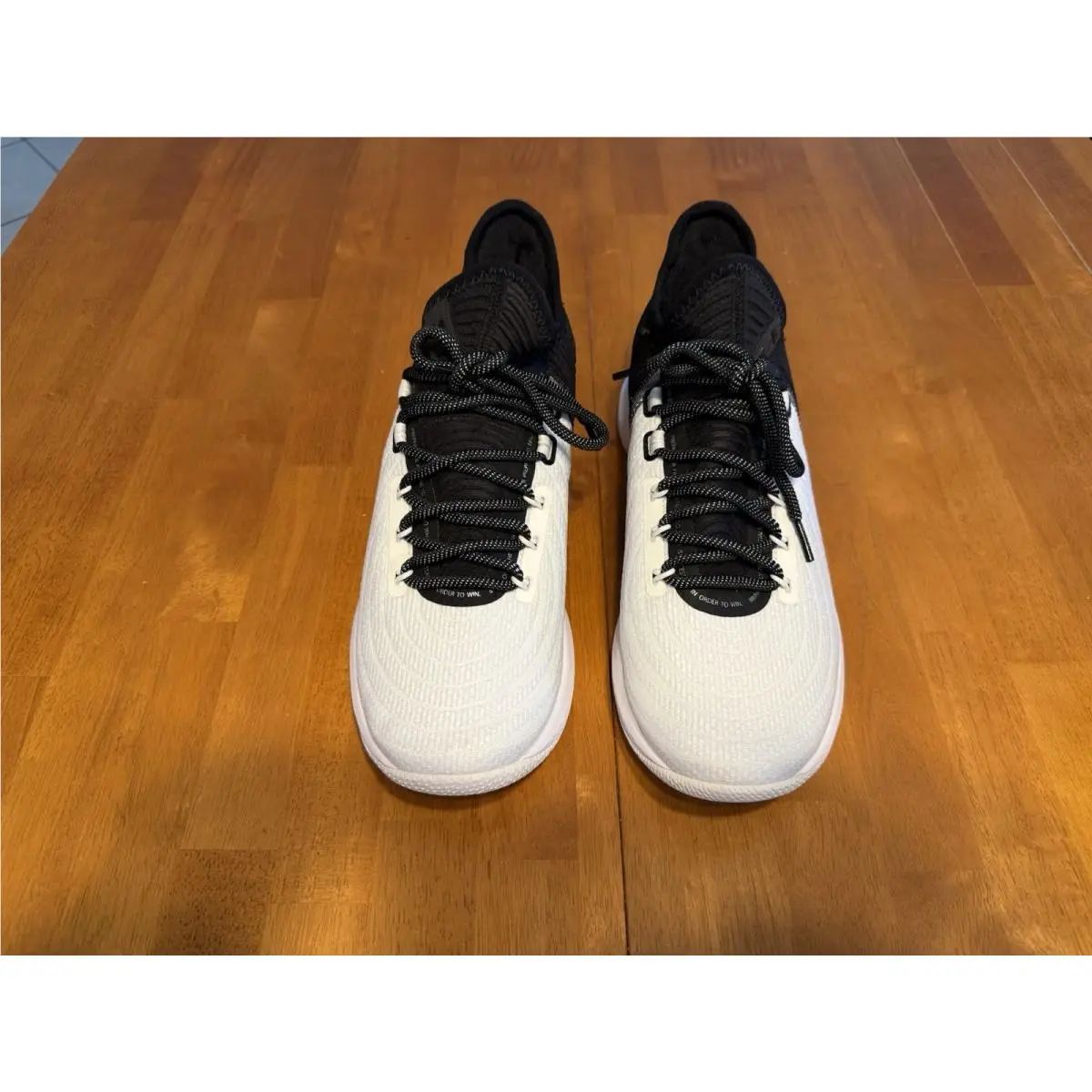 Under Armour shoes - UNDER ARMOUR BRYCE HARPER 4 TURF - White/Black 9
