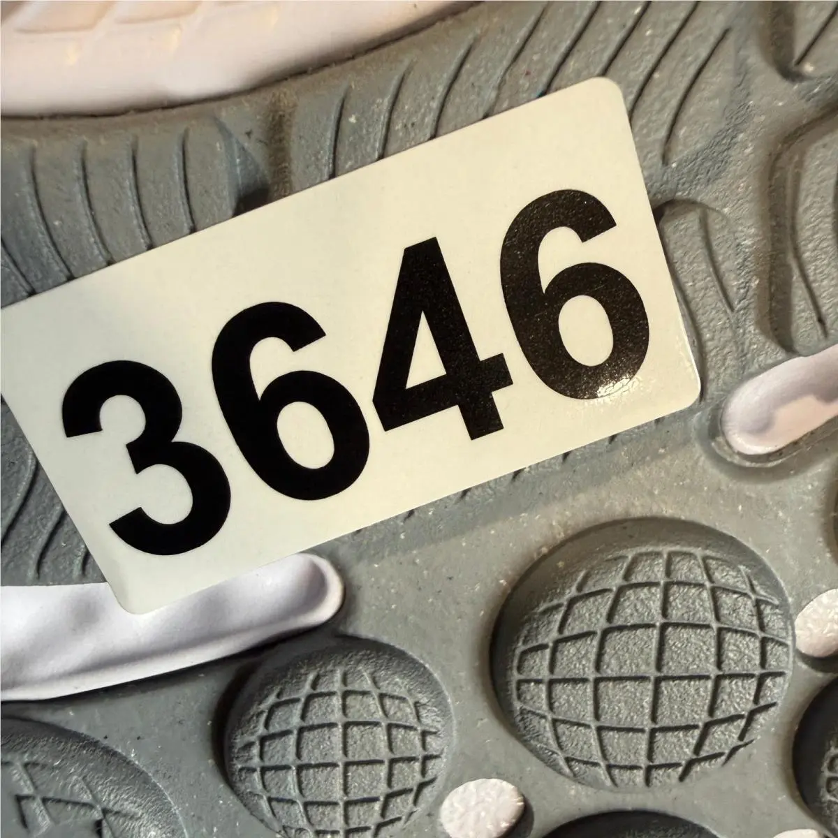 Under Armour shoes - Under Armour Charged Assert 10 - Gray 6