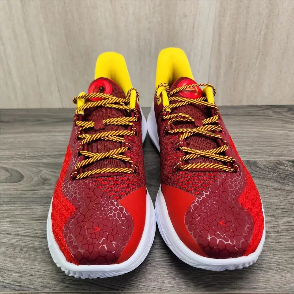 Under Armour shoes - Under Armour Charged Lightning - Charged Lightning - 1285681-600 - Red 1