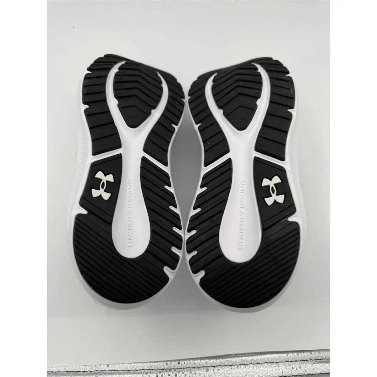 Under Armour shoes - UA Charged Pursuit 4 - Charged Pursuit - White 4