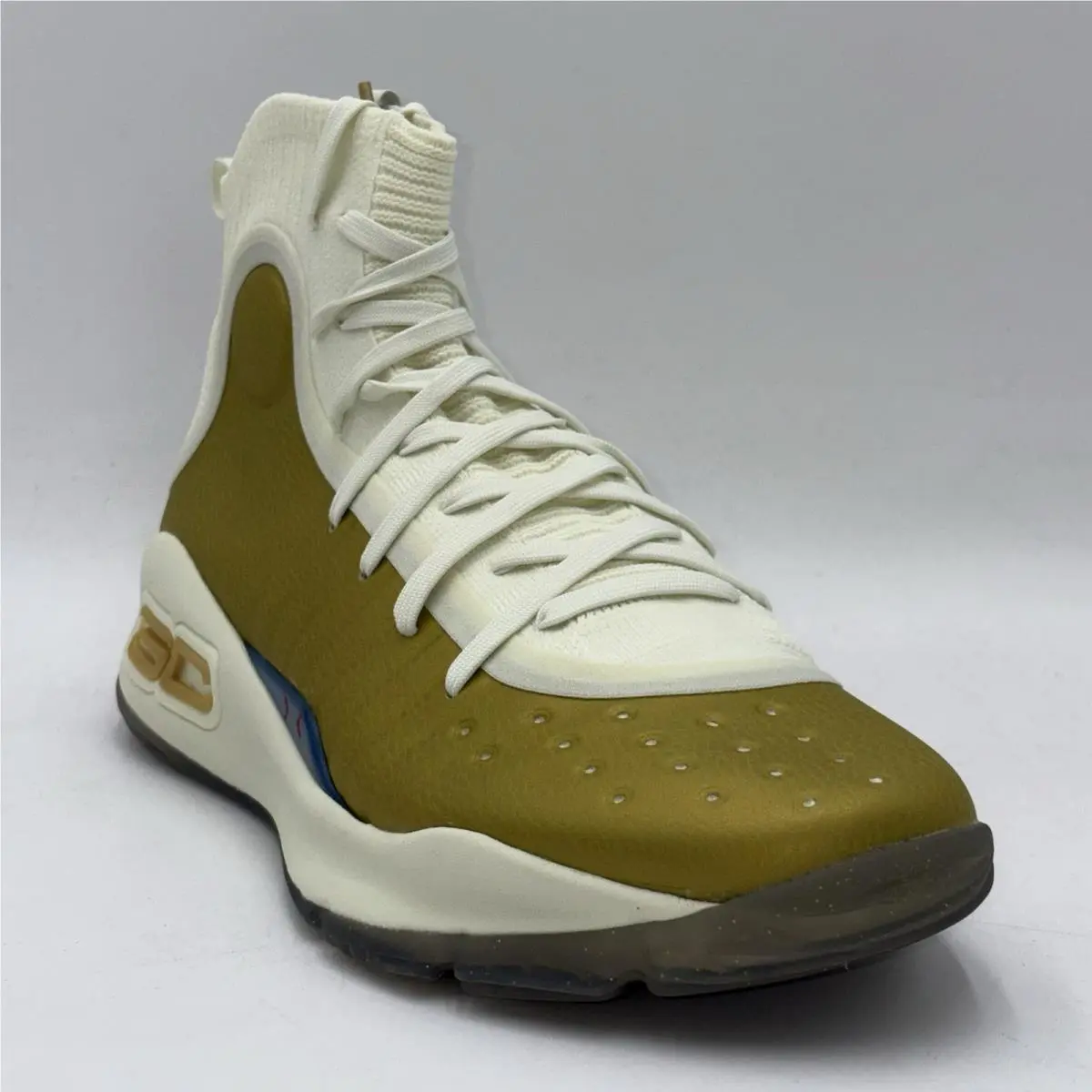 Mens Size 10.5 Under Armour Curry 4 Retro Champions Mindset 1298306-301
