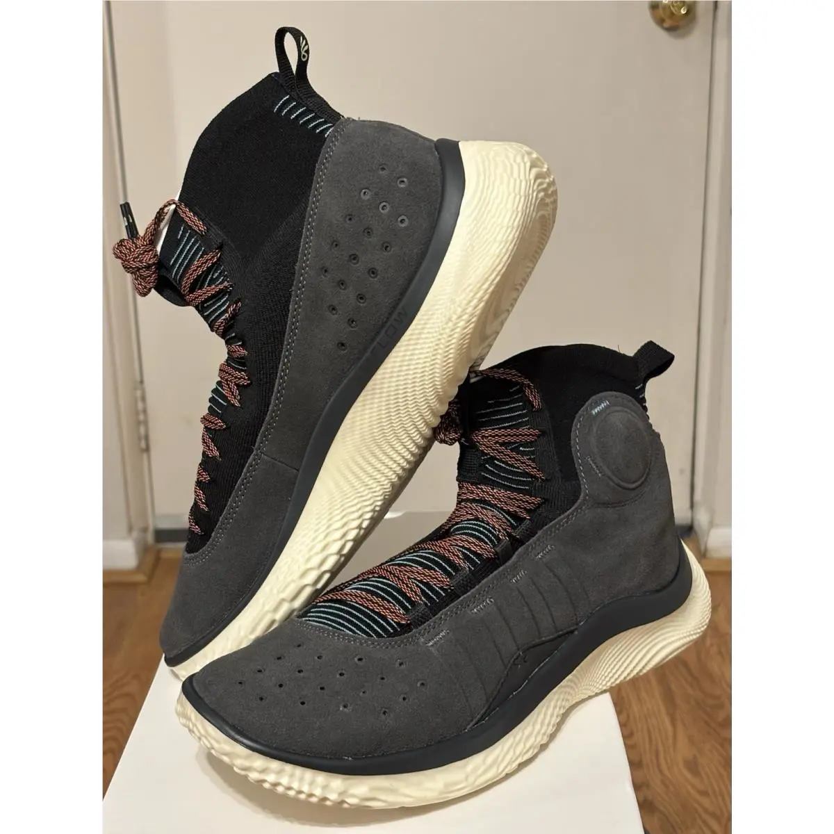 Under Armour shoes - Under Armour Curry 4 FloTro - 3024861-101 - Black 1