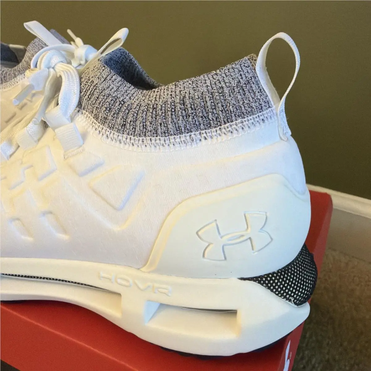 Under Armour shoes - HOVR Phantom 1 White Metallic - 3028384-101 - White 3