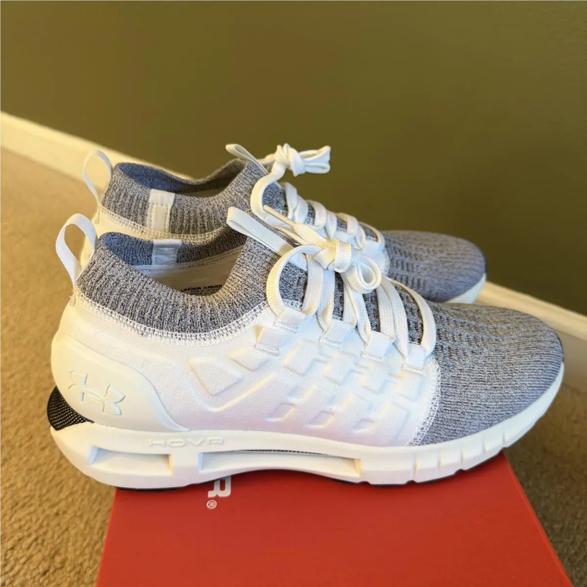 Under Armour shoes - HOVR Phantom 1 White Metallic - 3028384-101 - White 7