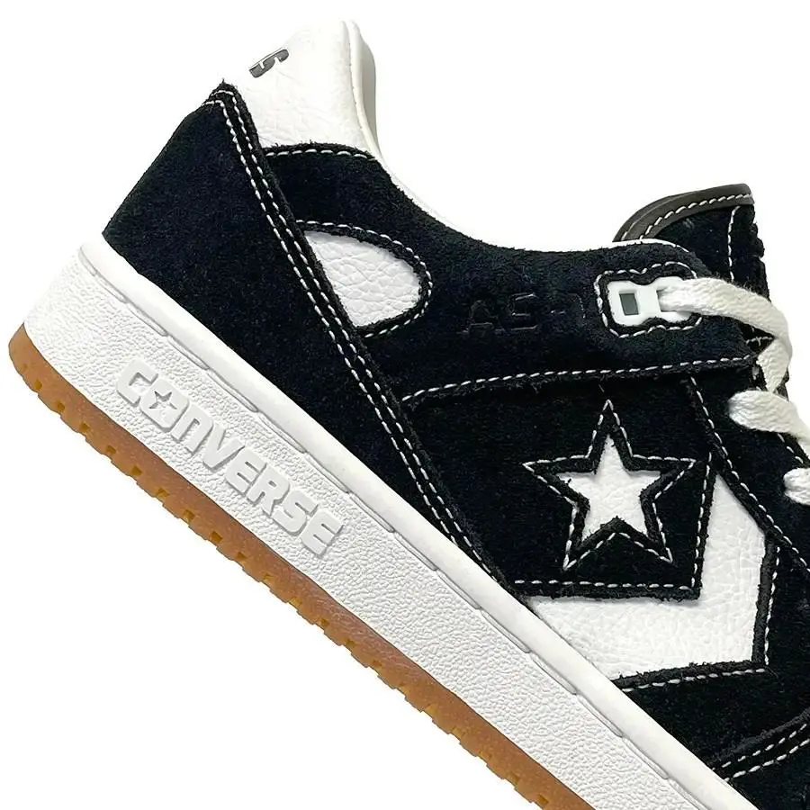 Converse shoes - Black 2