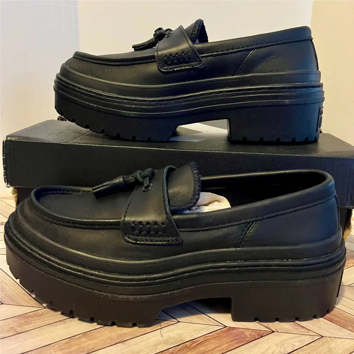 Converse Ctas Lugged Heel Loafer Platform Womens 7 Black Leather A14707C Chunky