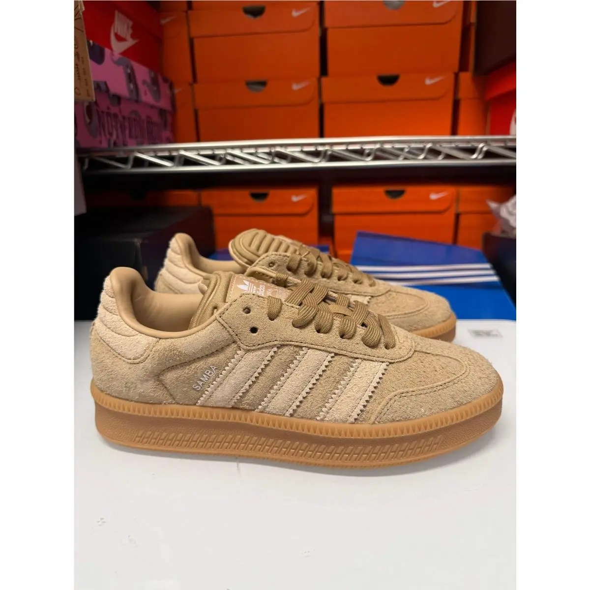 Adidas shoes - Beige 0