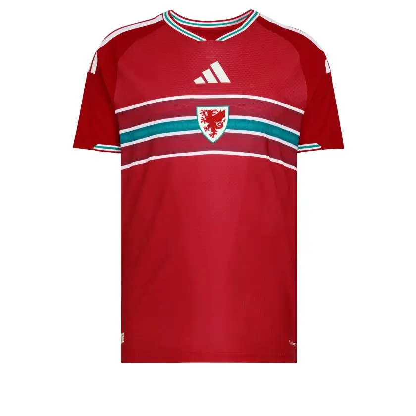 Adidas clothing - C2404 - C2404 - Better Scarlet 5