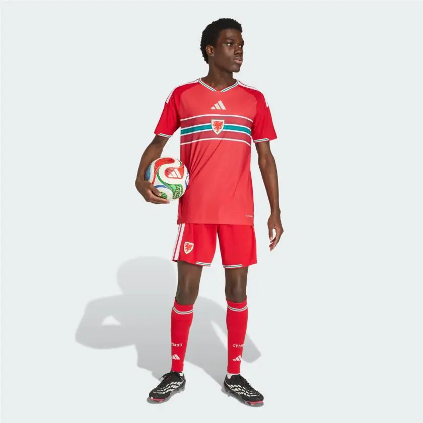 Adidas clothing - C2404 - C2404 - Better Scarlet 2