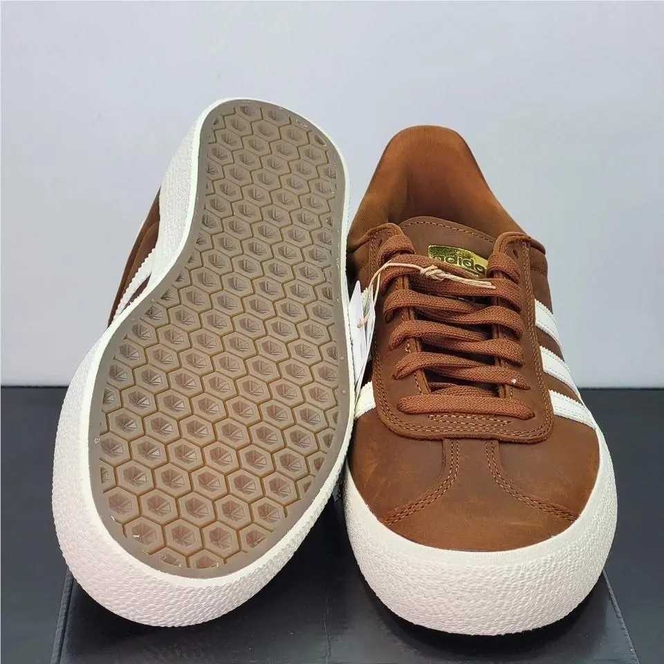 Adidas shoes - adidas Gazelle - Gazelle - HQ7547 - Brown 11