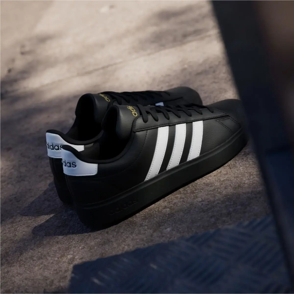 Adidas shoes - Black 2