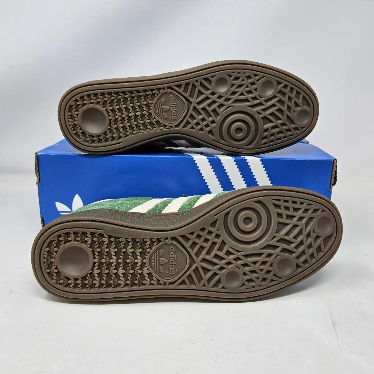 Adidas shoes - adidas Handball Spezial - Handball Spezial - IG6192 - Preloved Green Cream White 1