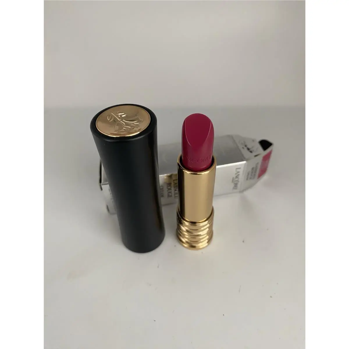 Lancome L’absolu Rouge Cream Lipstick - 366 Paris S’evelle- ￼
